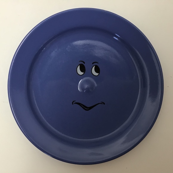 VTG Anthropomorphic 3D Face Ceramic Plate With Glossy Finish Purple - Picture 3 of 5